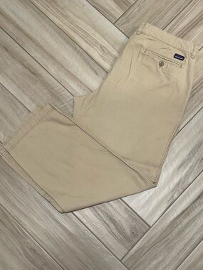 Men’s Patagonia Khaki Beige Casual Pants with Logo Patch